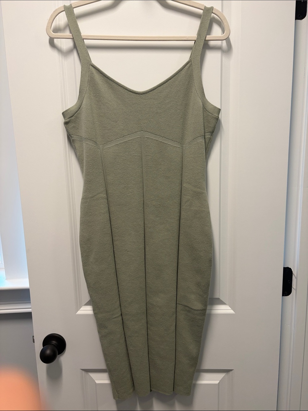 Sleek Olive Green Spaghetti-Strap Midi Dress